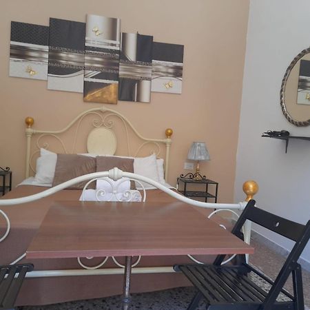 Casa Roma Affittacamere מראה חיצוני תמונה